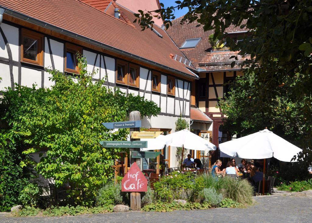 Gastezimmer Am Hof Fráncfort del Meno Exterior foto